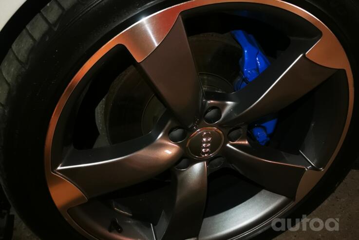 Audi, lengvojo lydinio