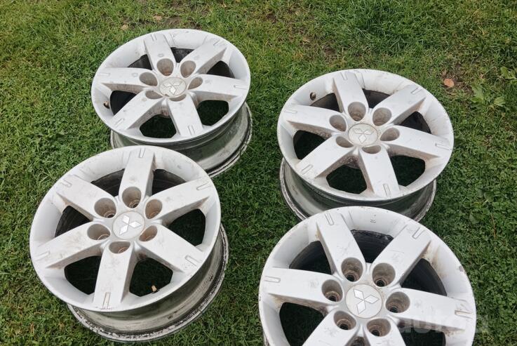 Kita, lengvojo lydinio