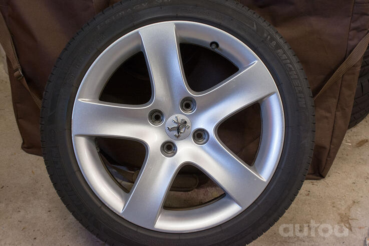 Peugot, lengvojo lydinio