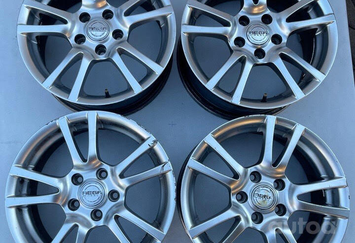 Mega wheels, lengvojo lydinio