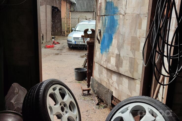 Lamborghini, lengvojo lydinio