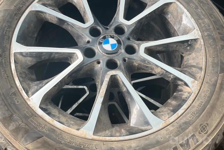 Kita, lengvojo lydinio