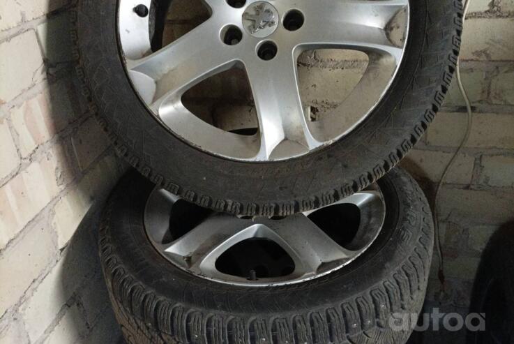 Kita, lengvojo lydinio