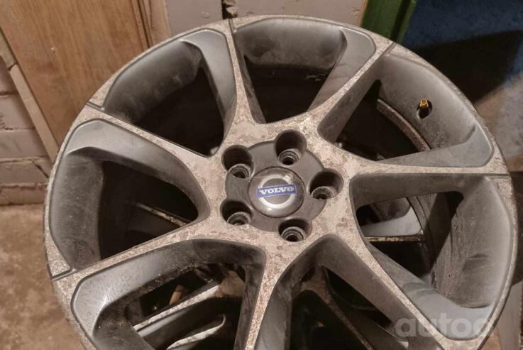 Kita, lengvojo lydinio