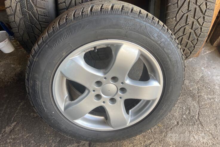 Kita, lengvojo lydinio