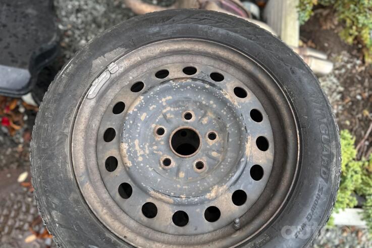 Toyota, plieniniai štampuoti