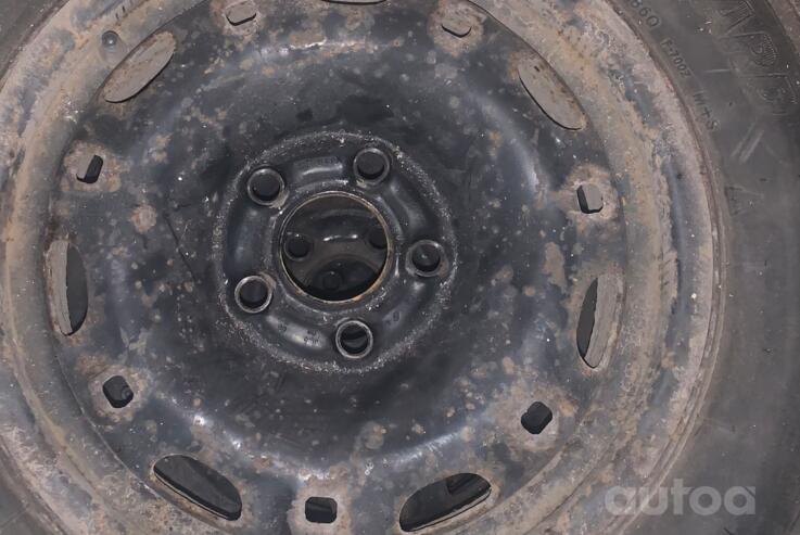 Kita, plieniniai štampuoti