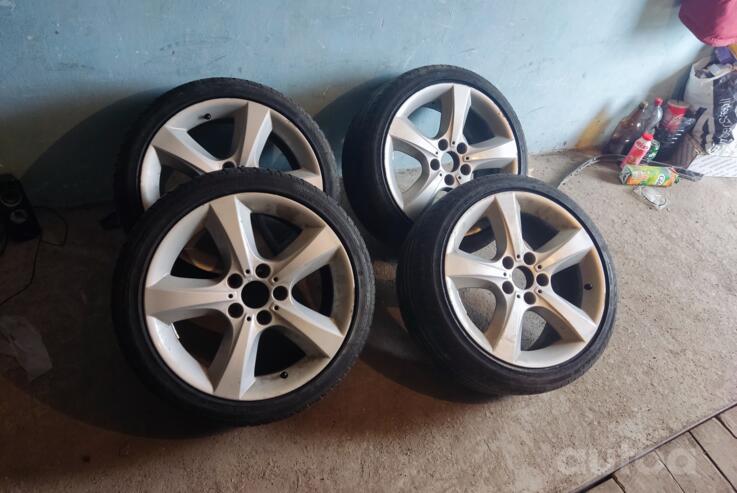 Kita, lengvojo lydinio