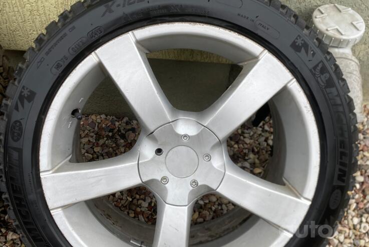 Kita, lengvojo lydinio