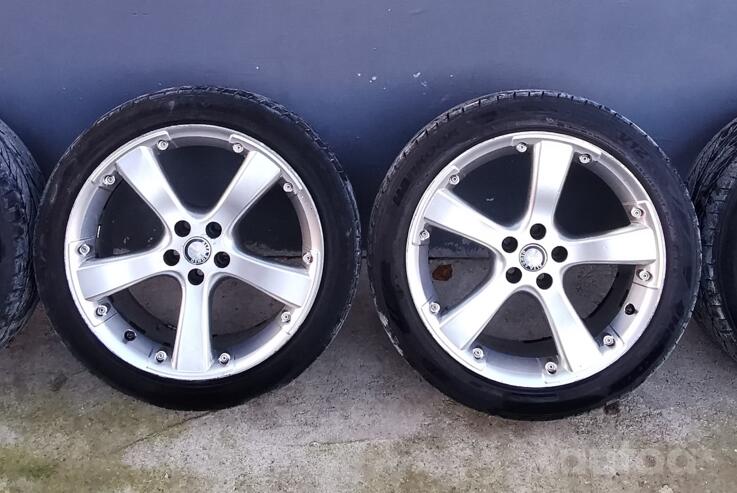 ALFA ROMEO, lengvojo lydinio