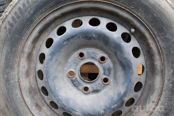 Kita, plieniniai štampuoti