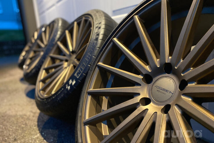 VOSSEN, lengvojo lydinio