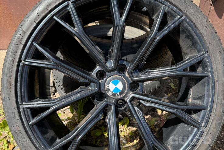 BMW, lengvojo lydinio