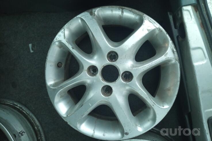 Kita, lengvojo lydinio