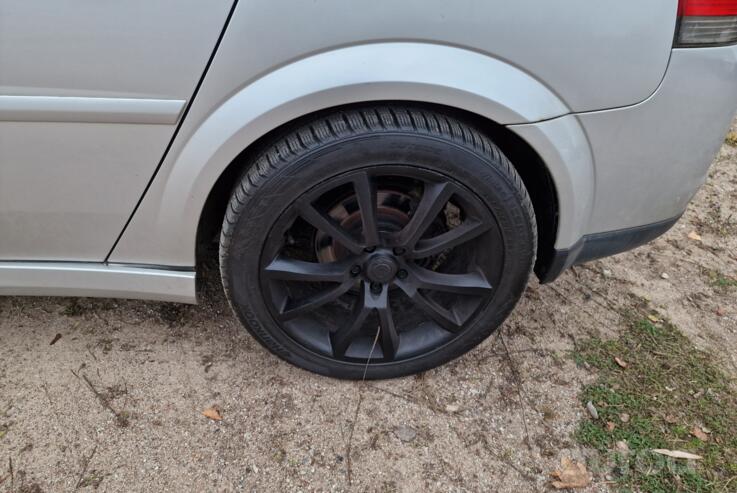 Kita, lengvojo lydinio