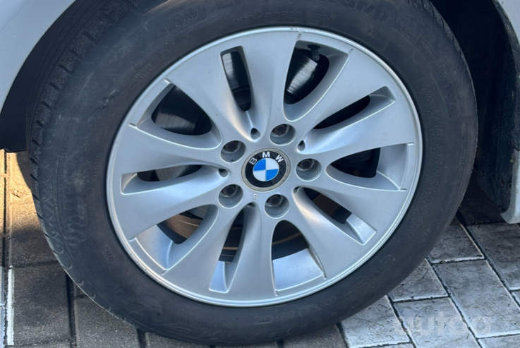 Kita, lengvojo lydinio