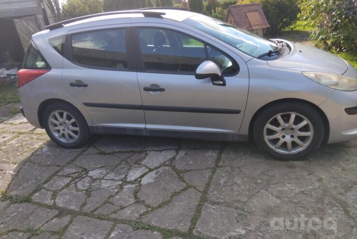 Kita, lengvojo lydinio