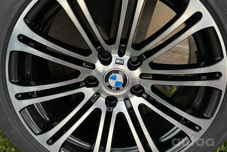 Kita, lengvojo lydinio