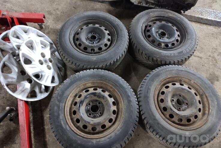 Kita, plieniniai štampuoti