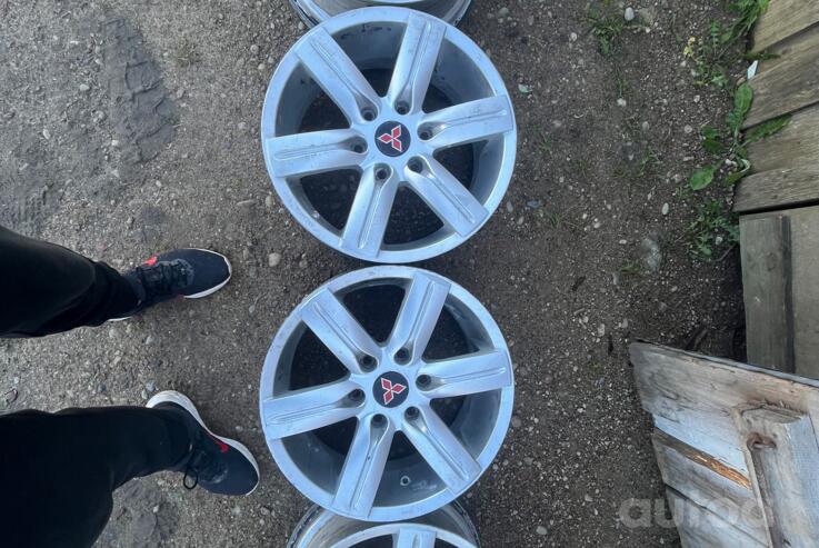 Mitsubishi, lengvojo lydinio