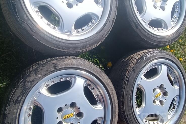 Kita, lengvojo lydinio