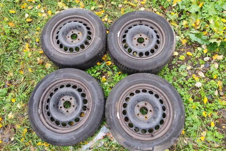 Kita, plieniniai štampuoti