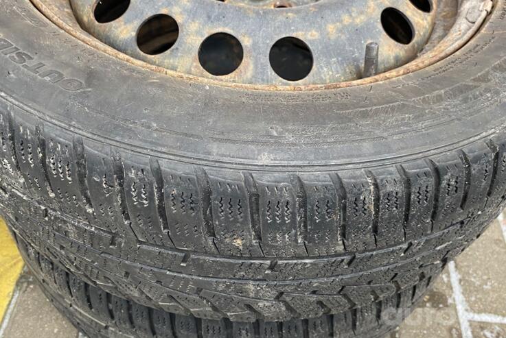 Kita, plieniniai štampuoti