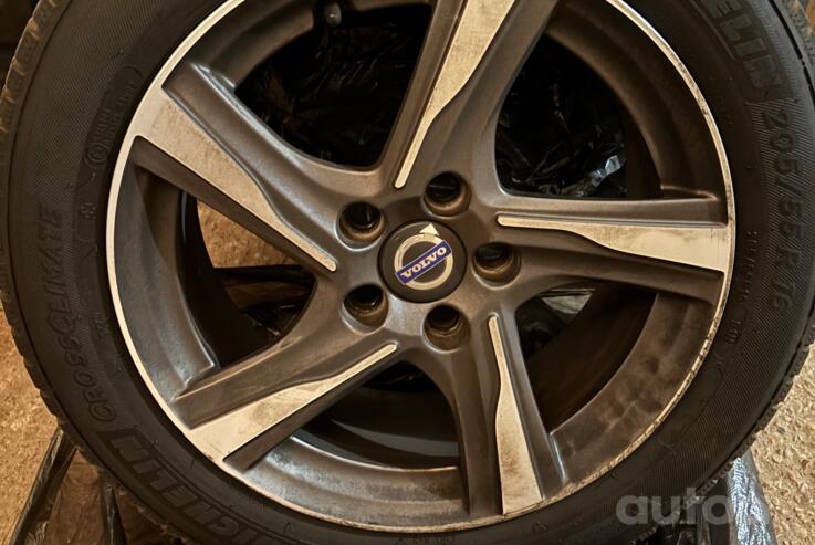 Volvo, lengvojo lydinio