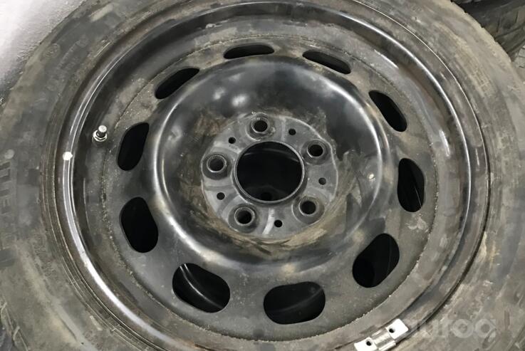 Kita, lengvojo lydinio