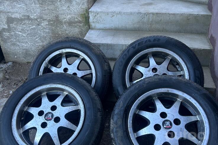 Kita, lengvojo lydinio