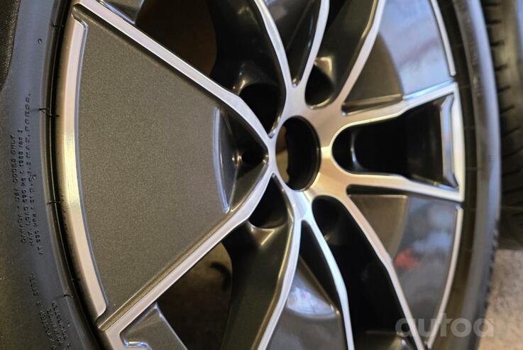 BMW, lengvojo lydinio