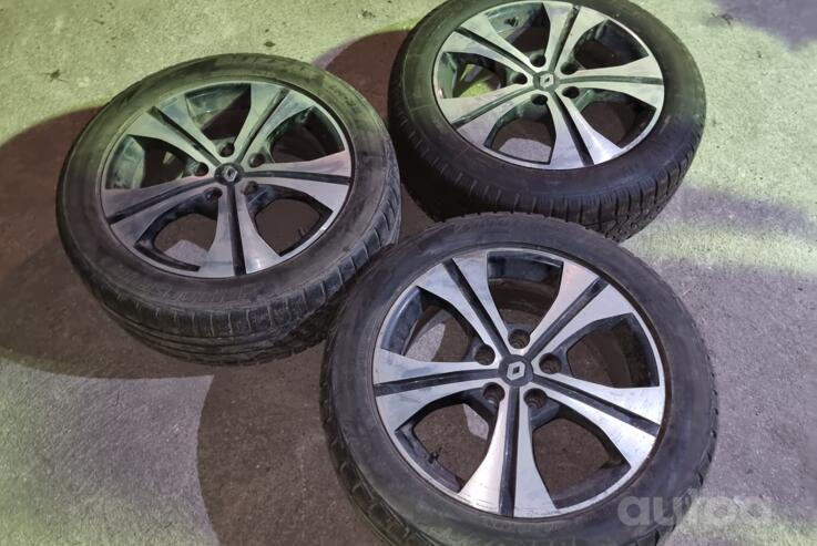 Renault, lengvojo lydinio