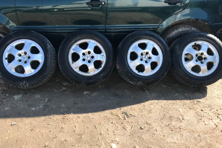 Mercedes, lengvojo lydinio