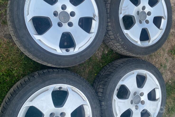 Audi orginalus ratlankiai, lengvojo lydinio