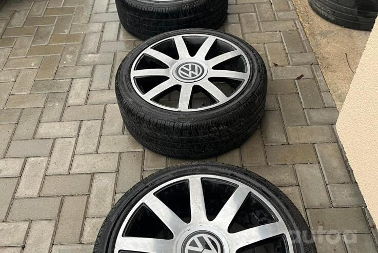 Kita, lengvojo lydinio