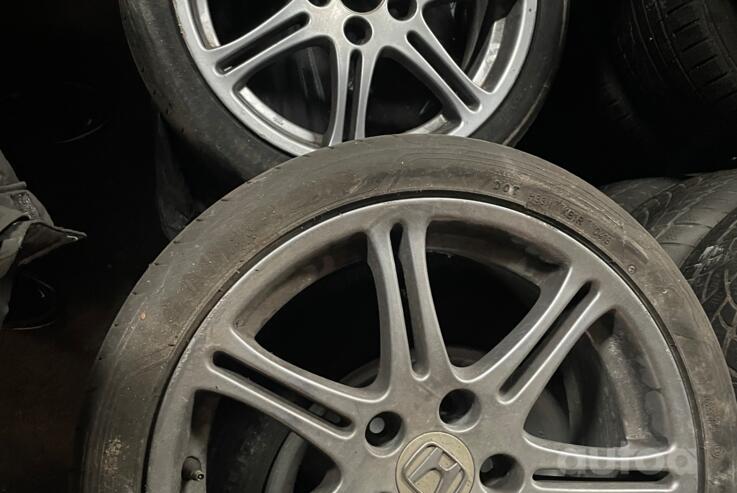 Kita, lengvojo lydinio