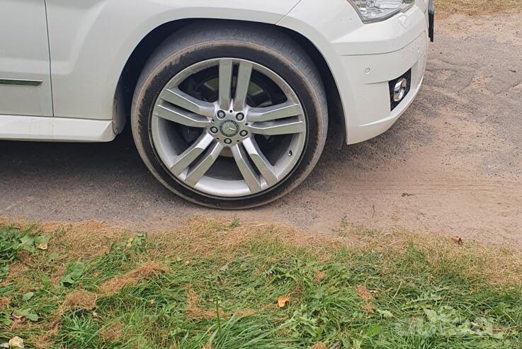 Mercedes, lengvojo lydinio