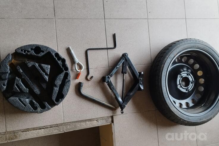 Kita, plieniniai štampuoti