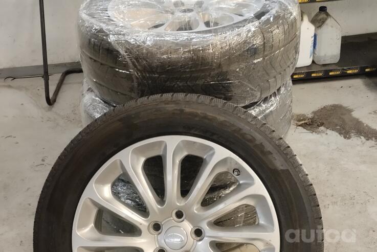 Land Rover, lengvojo lydinio