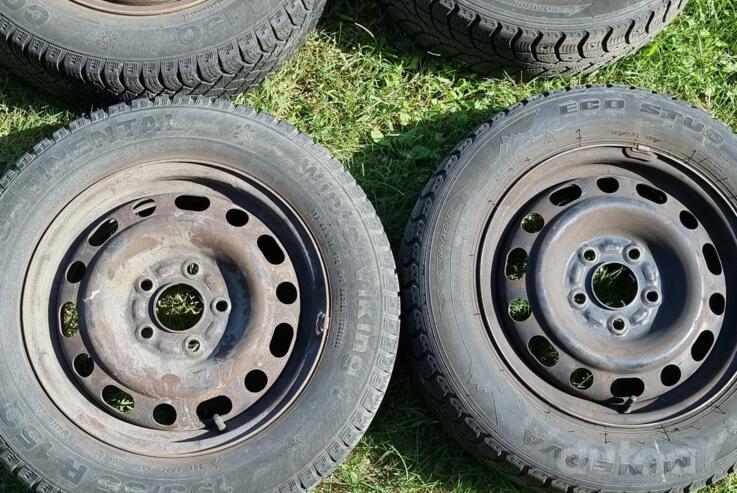 Kita, plieniniai štampuoti