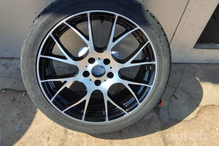 Volvo, lengvojo lydinio