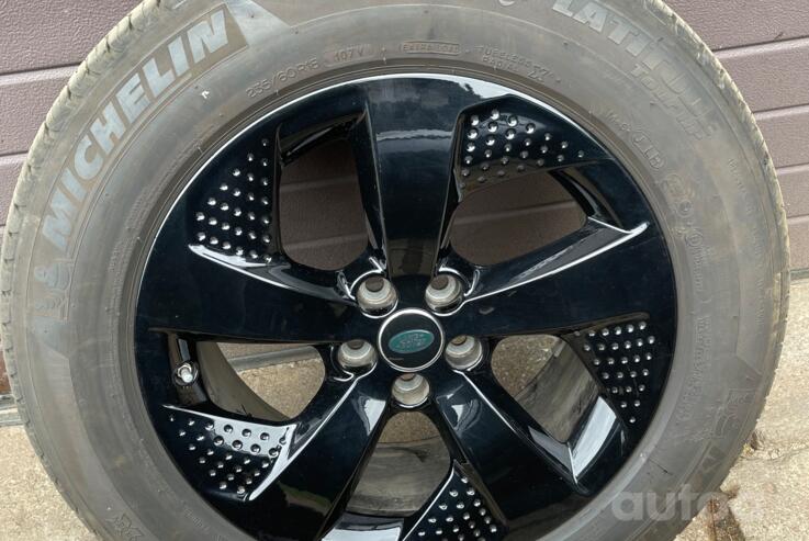 Land Rover, lengvojo lydinio