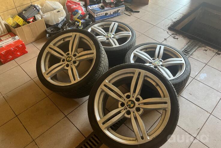 Kita, lengvojo lydinio