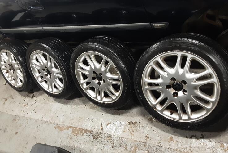 VOLVO, lengvojo lydinio