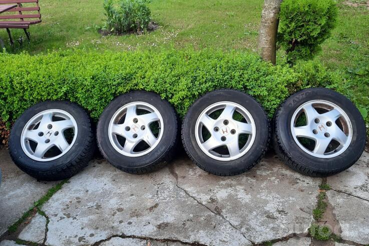 Honda, lengvojo lydinio