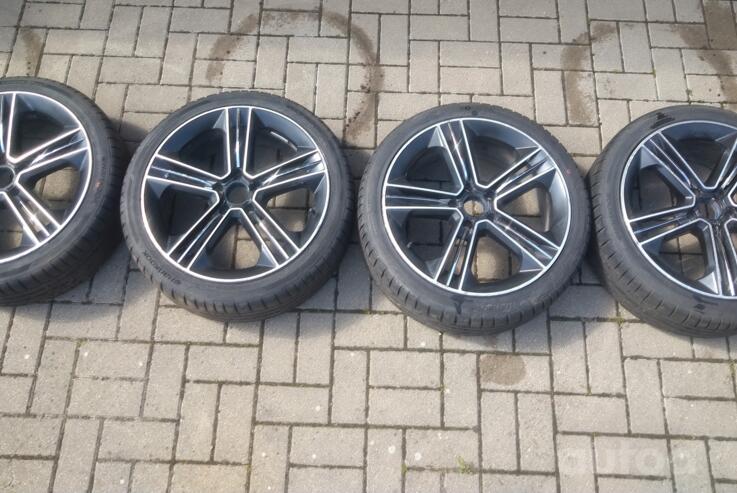 Kita, lengvojo lydinio