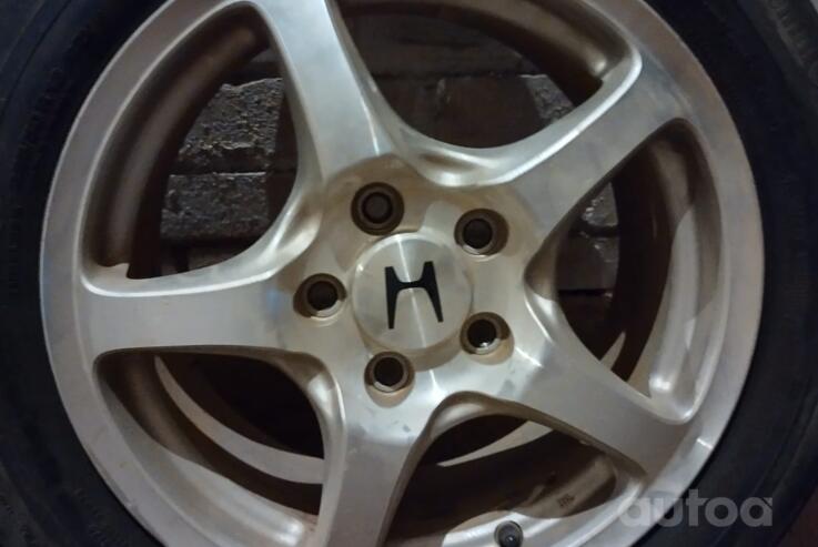 Honda, lengvojo lydinio