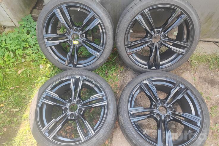BMW, lengvojo lydinio