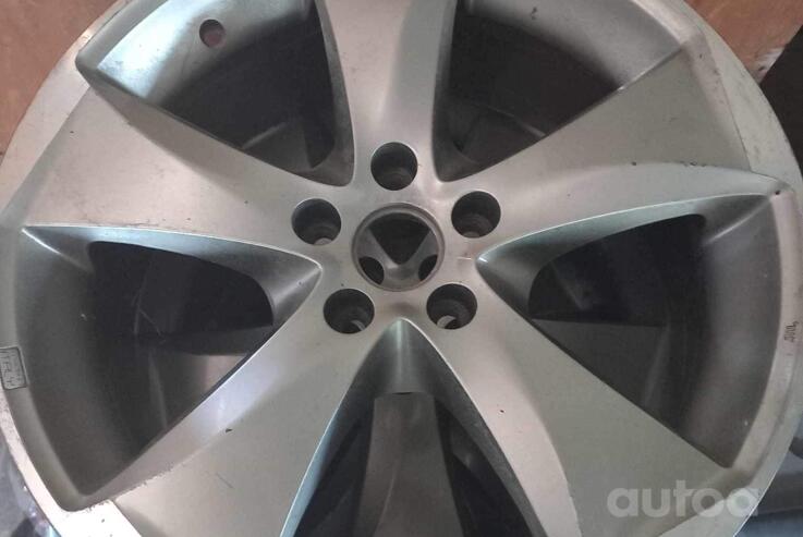 Audi, lengvojo lydinio