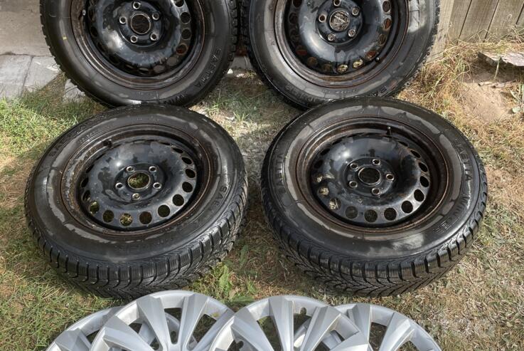 Kita, plieniniai štampuoti